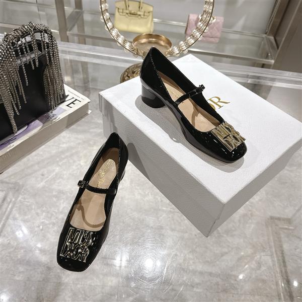 20251127171539613 270